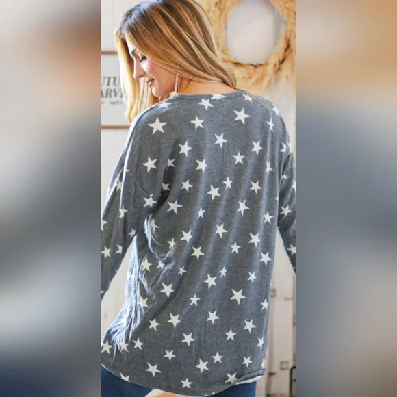 Grey Star Print Top - Picture 2 of 2